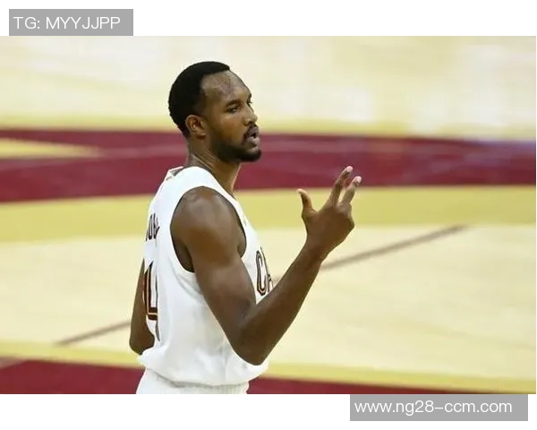 布里奇斯攻防兼备表现出色20投9中三分3中8砍下25分外加5篮板2助攻2盖帽