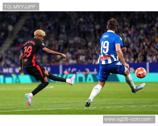 亚马尔以18岁115天的年龄超越姆巴佩成为欧冠历史最年轻7球射手