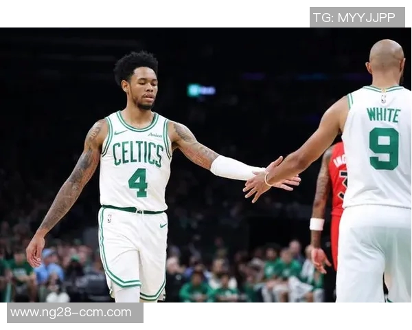 杰伦布朗赞西蒙斯攻防兼备实力超乎想象表达深厚敬意